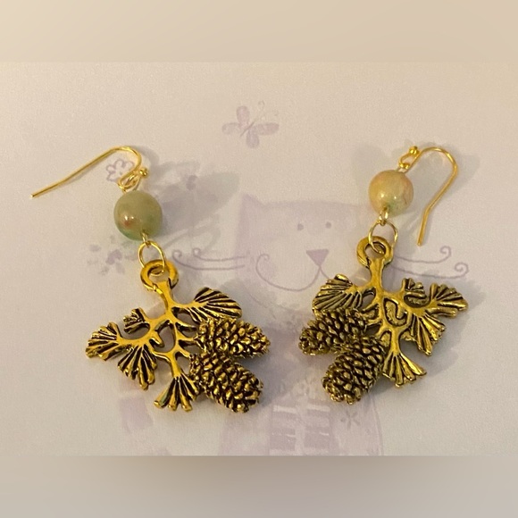 NEW Amazonian Jade crystal pine cone branch earrings - Picture 3 of 4